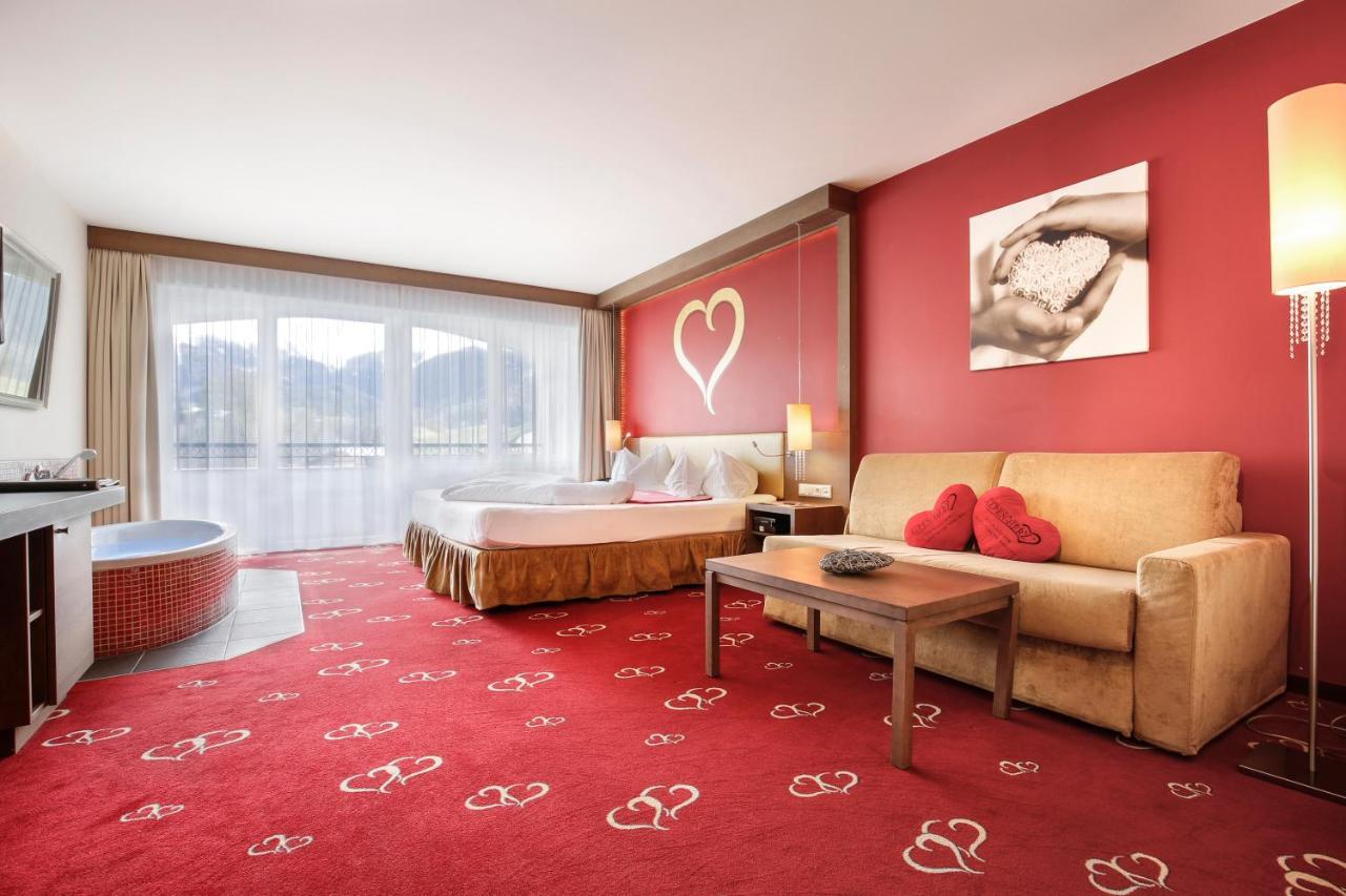 Alpen-Herz Romantik & Spa - Adults Only ラディス エクステリア 写真